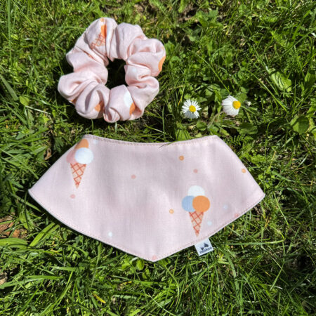 bandanka ice cream bandanka różowa w lody dla psa