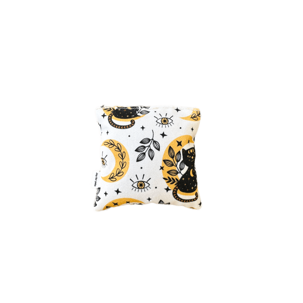 mooneyepillow2 poduszeczka moon eye, poduszka dla kota zabawka z kocimiętką, walerianą, matatabi