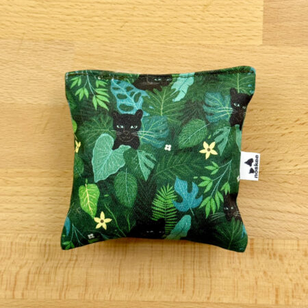Poduszeczka Leaf Me Alone, zabawka do przytulania dla kota z walerianą, poduszeczka dla kota do zabawy