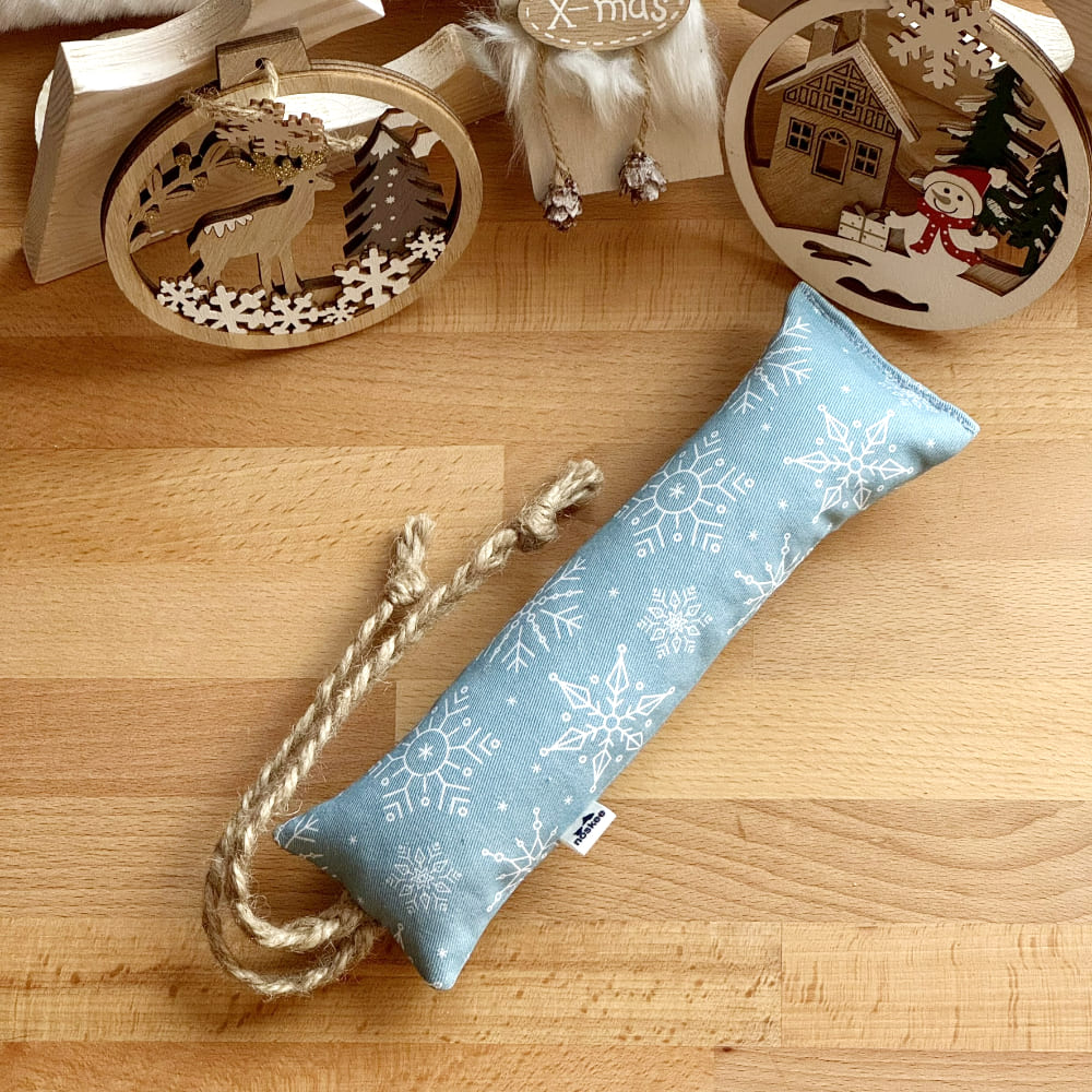 3Snowflake Kopacz Snowdrift Whiskers z jutowymi warkoczami, zimowy błękitny kopacz dla kota