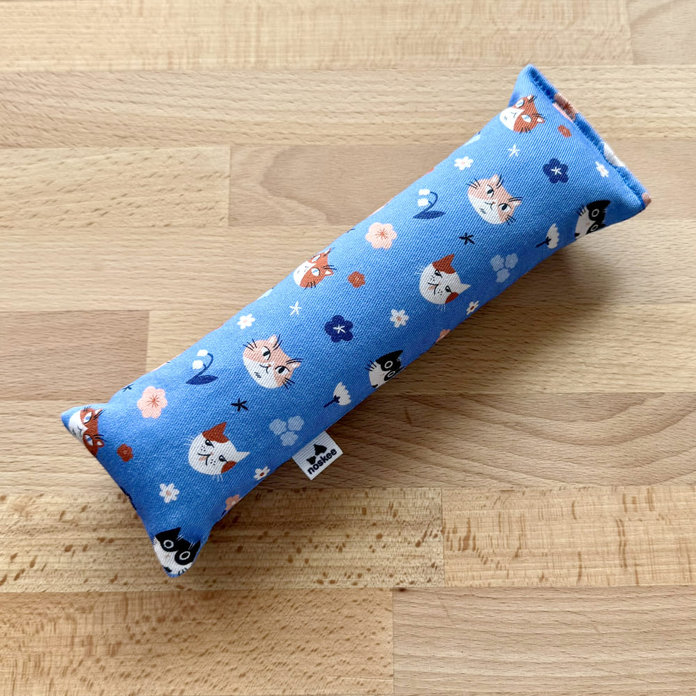 zabawka dla kota brytyjskiego, wytrzymała zabawka dla kota, kopacz kopacza Feeling Bluetiful XL, kopacz dla maine coona